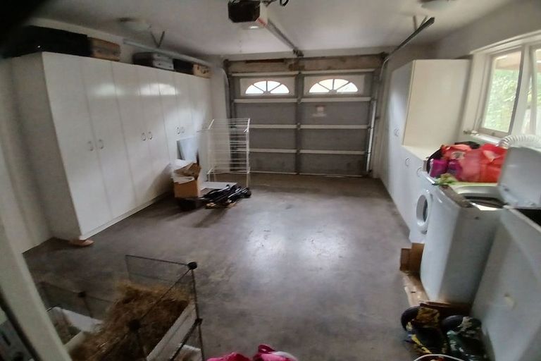 Photo of property in 819 Beach Road, Browns Bay, Auckland, 0630