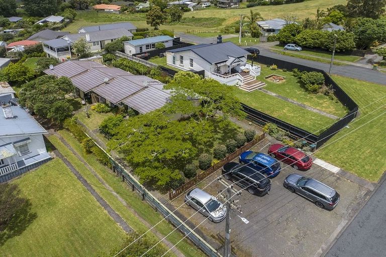 Photo of property in 3/3 Miro Street, Helensville, 0800