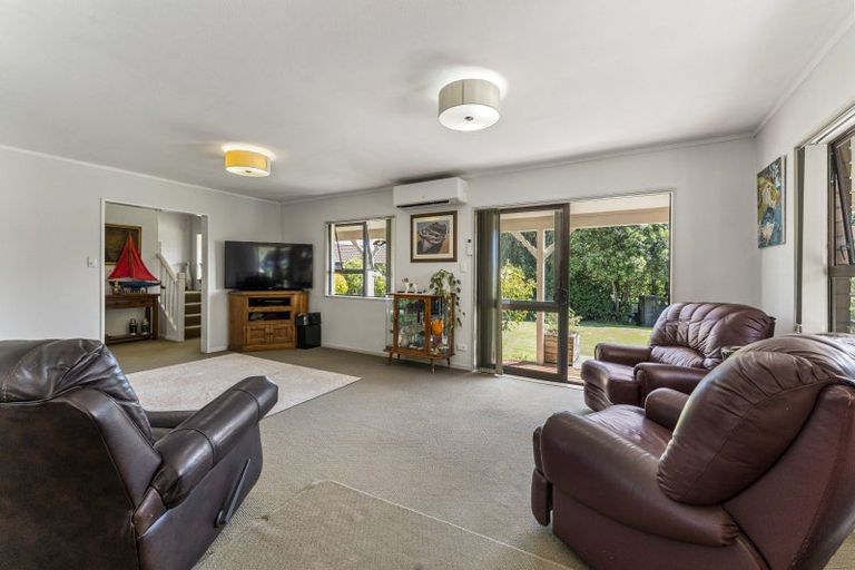 Photo of property in 9 Ratanui Road, Paraparaumu, 5032