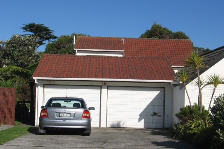 Photo of property in 8a Mallard Grove, Churton Park, Wellington, 6037