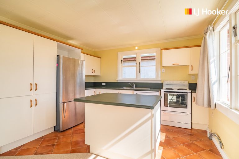 Photo of property in 35 Kinsman Street, Kaikorai, Dunedin, 9010