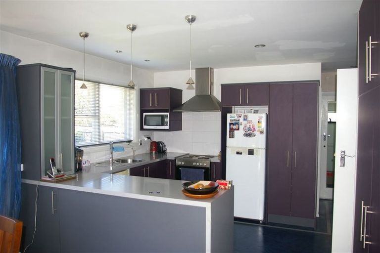 Photo of property in 11 Colina Street, Avonhead, Christchurch, 8042