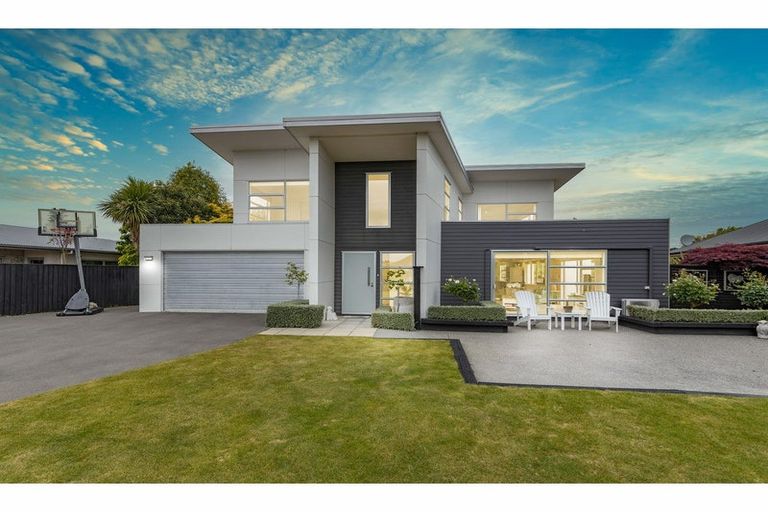 Photo of property in 5 Kensington Avenue, Rangiora, 7400