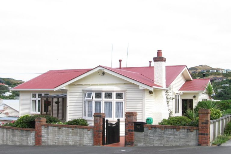 Photo of property in 86 Tiber Street, Island Bay, Wellington, 6023