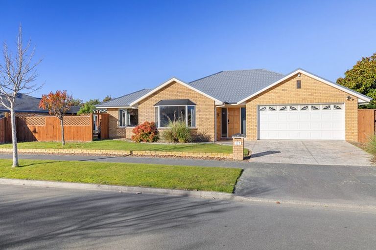 Photo of property in 21 Bernadette Street, Aidanfield, Christchurch, 8025