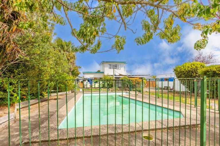 Photo of property in 4 Woburn Street, Waipukurau, 4200