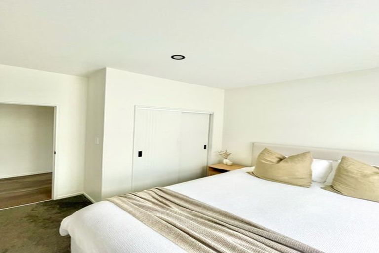 Photo of property in 5 Morus Road, Massey, Auckland, 0614