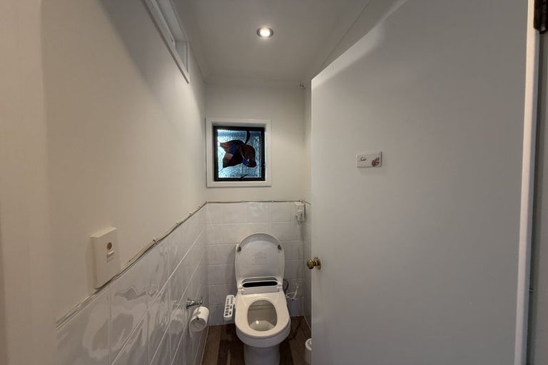 Photo of property in 1/26 East Coast Road, Milford, Auckland, 0620