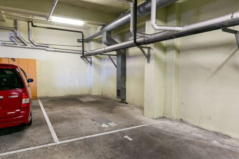 Photo of property in Qba Apartments, 4b/51 Webb Street, Mount Cook, Wellington, 6011