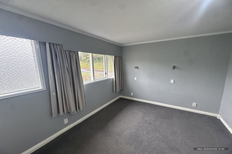 Photo of property in 15 Holborn Drive, Stokes Valley, Lower Hutt, 5019