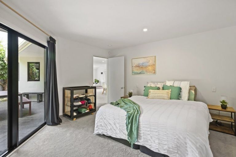 Photo of property in 56 Kapanui Road, Waikanae, 5036
