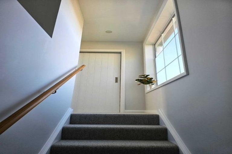Photo of property in 17b West Avenue, Saint Clair, Dunedin, 9012