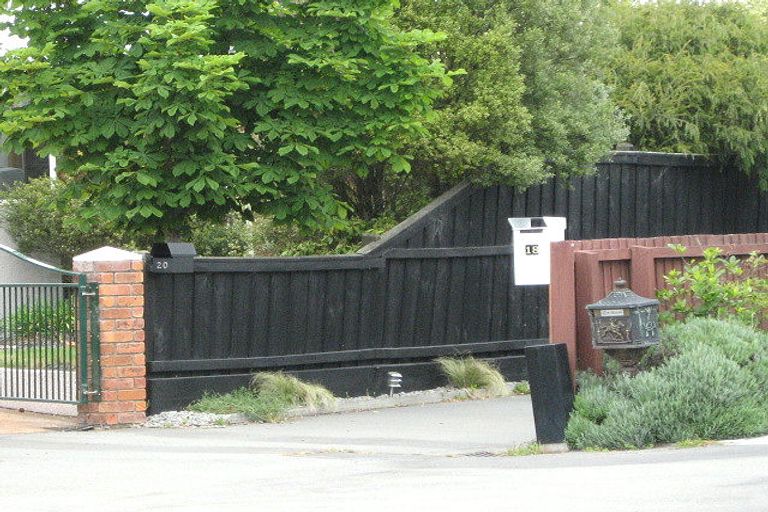 Photo of property in 20 Millcroft Place, Parklands, Christchurch, 8083