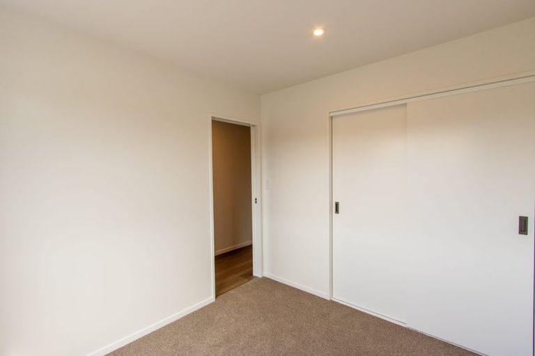 Photo of property in 7/4 Limestone Drive, Hobsonville, Auckland, 0616