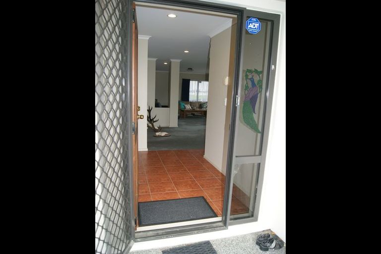 Photo of property in 76 Osprey Drive, Welcome Bay, Tauranga, 3112