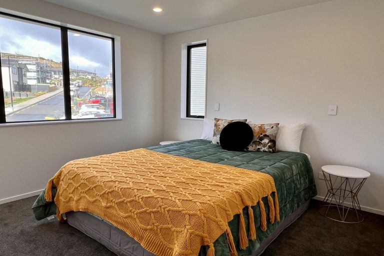 Photo of property in 14 Bee Lane, Whitby, Porirua, 5024