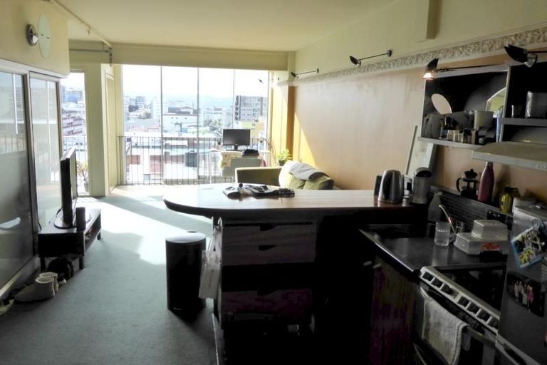 Photo of property in Qba Apartments, 3f/51 Webb Street, Mount Cook, Wellington, 6011