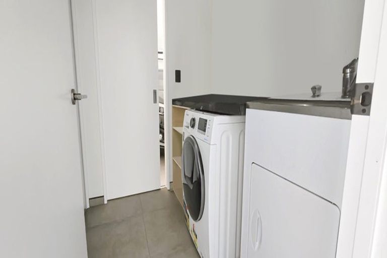 Photo of property in 43 Ed Hillary Drive, Rolleston, 7615