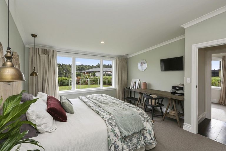 Photo of property in 200 Egmont Road, Hillsborough, New Plymouth, 4372