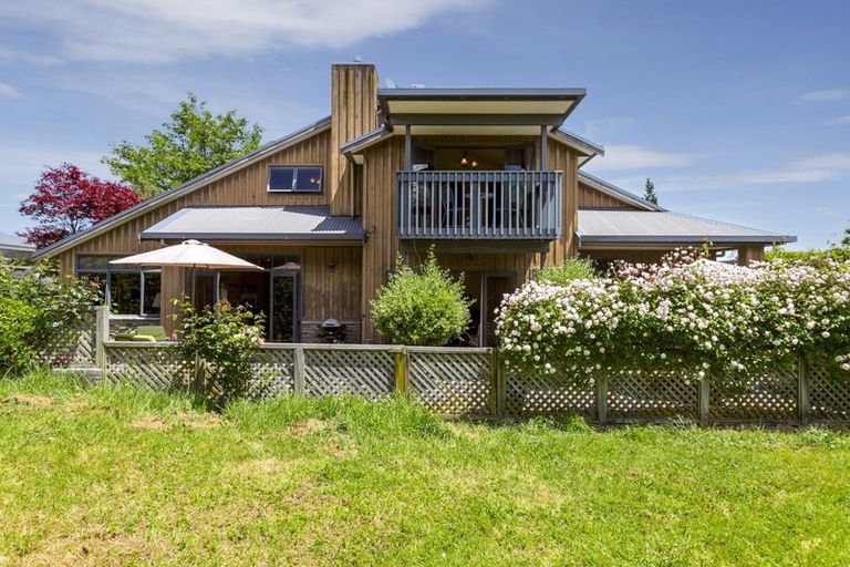 Photo of property in 2/22 Ngamotu Road, Taupo, 3330