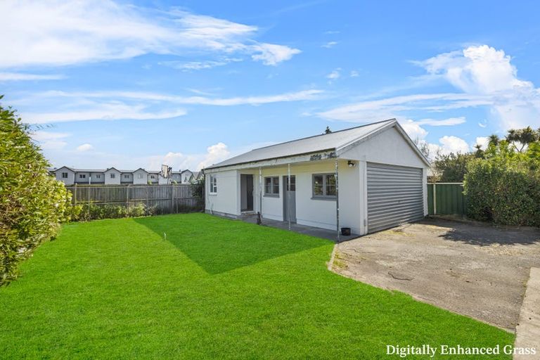 Photo of property in 5 Ruru Road, Linwood, Christchurch, 8062