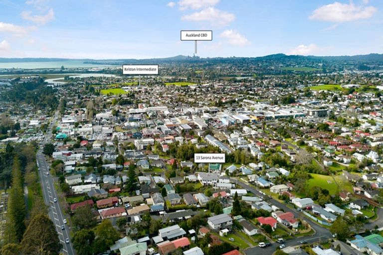 Photo of property in 13a Sarona Avenue, Glen Eden, Auckland, 0602