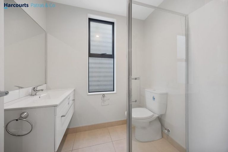 Photo of property in 7 Battalion Drive, Papakura, 2110