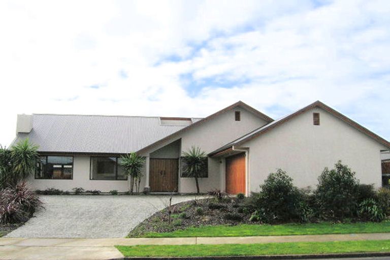 Photo of property in 11 Saint James Drive, Huntington, Hamilton, 3210