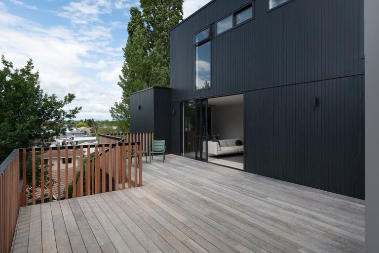 Photo of property in 16 Ridout Street, Maeroa, Hamilton, 3200