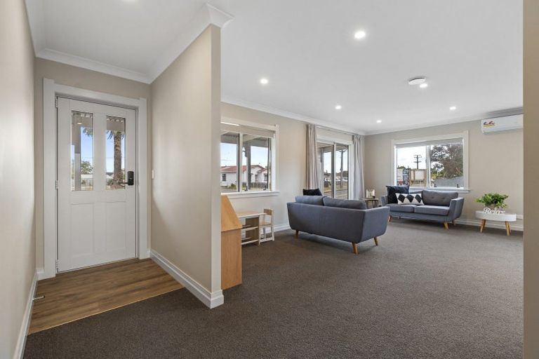 Photo of property in 66 Bridge Street, Bulls, 4818