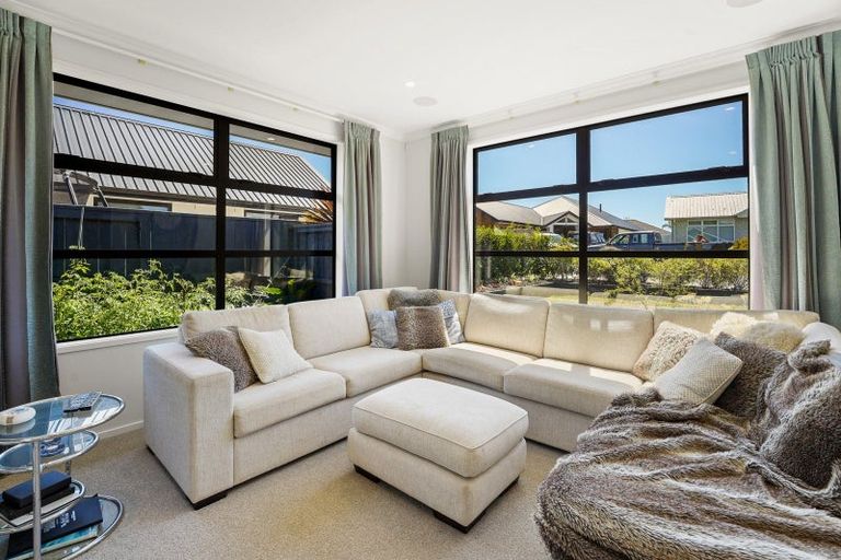 Photo of property in 9 Senecio Way, Papamoa Beach, Papamoa, 3118