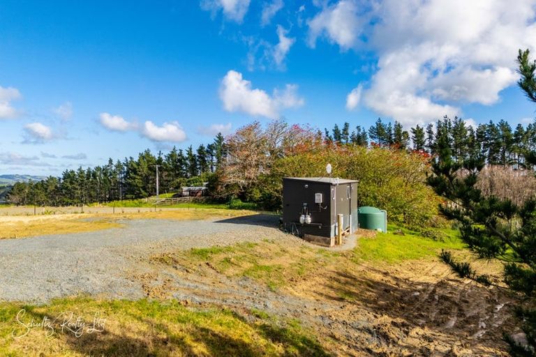 Photo of property in 439 Franklin Road, Paparoa, 0571