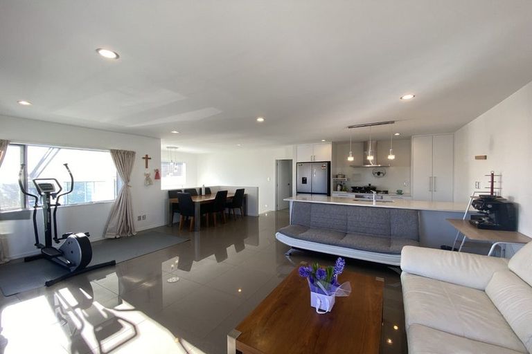 Photo of property in 5 Midshipman Court, Gulf Harbour, Whangaparaoa, 0930