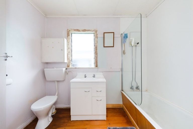 Photo of property in 20 Lombard Street, Palmerston North, 4410