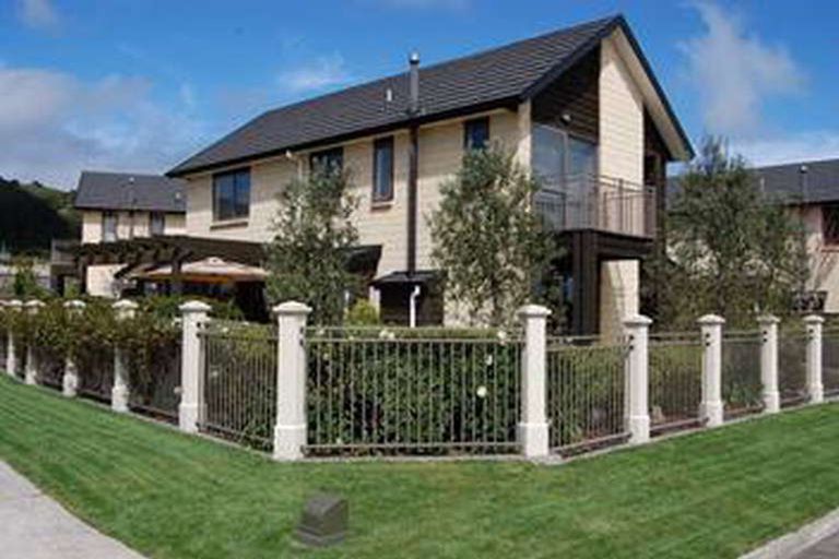 Photo of property in 1 Jade Lane, Paraparaumu, 5032