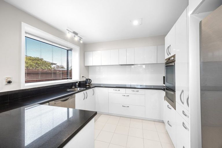 Photo of property in 58 Cowes Street, Avondale, Christchurch, 8061