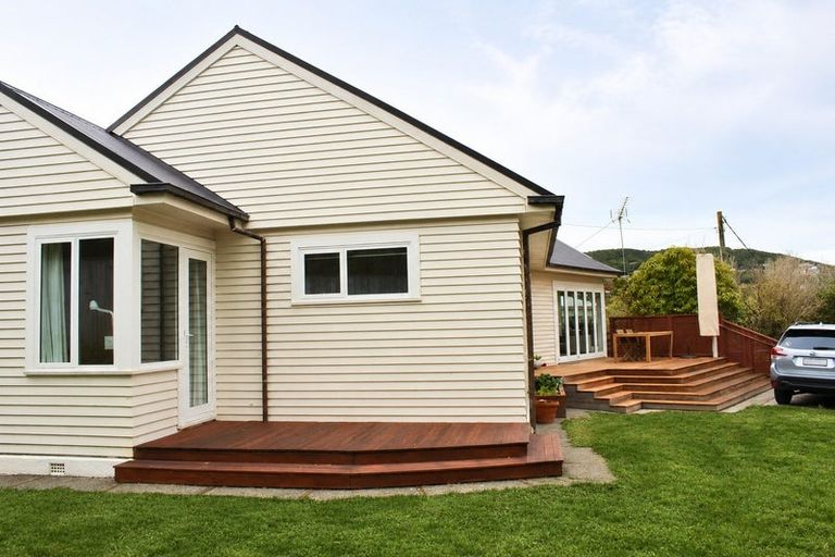 Photo of property in 31 Duthie Street, Karori, Wellington, 6012