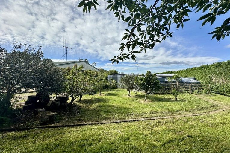 Photo of property in 291 Kuku Road East, Kuku, Levin, 5570