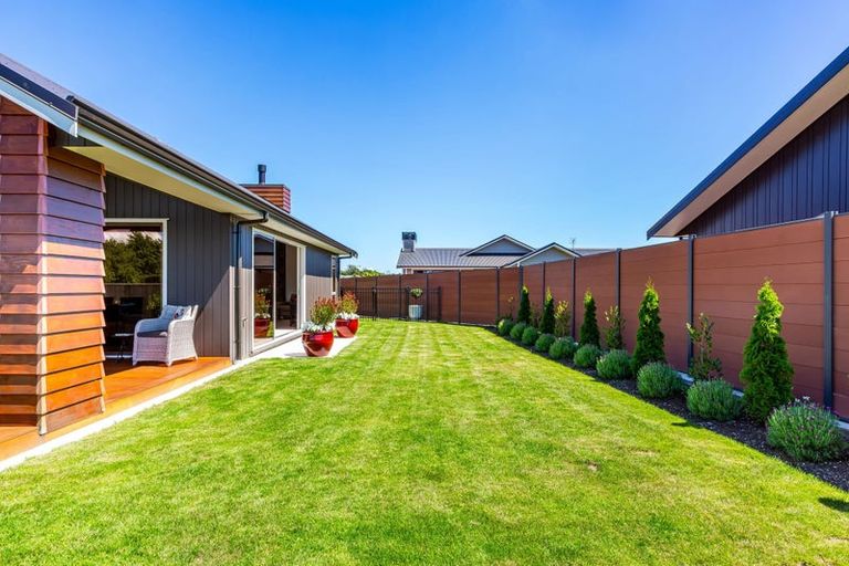 Photo of property in 25 Phoenix Palms Grove, Levin, 5510