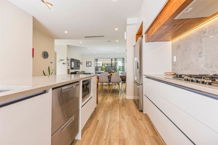 Photo of property in 14 Hato Road, Hobsonville, Auckland, 0616