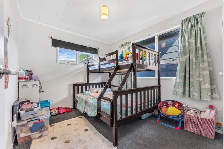 Photo of property in 42a Forest Hill Road, Henderson, Auckland, 0612