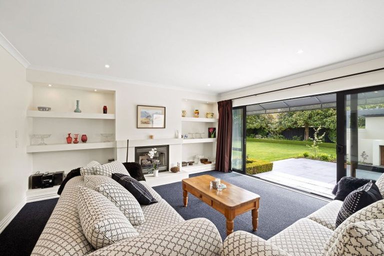 Photo of property in 51 Lewisham Park, St Albans, Christchurch, 8052