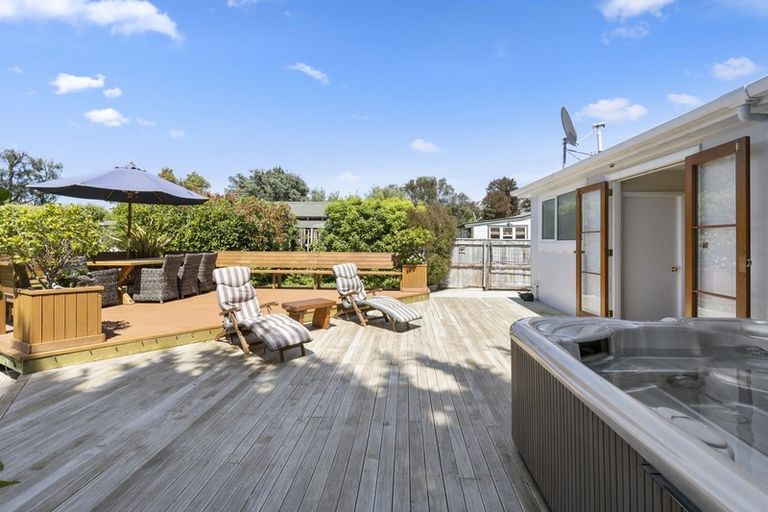 Photo of property in 54 Princess Street, Martinborough, 5711