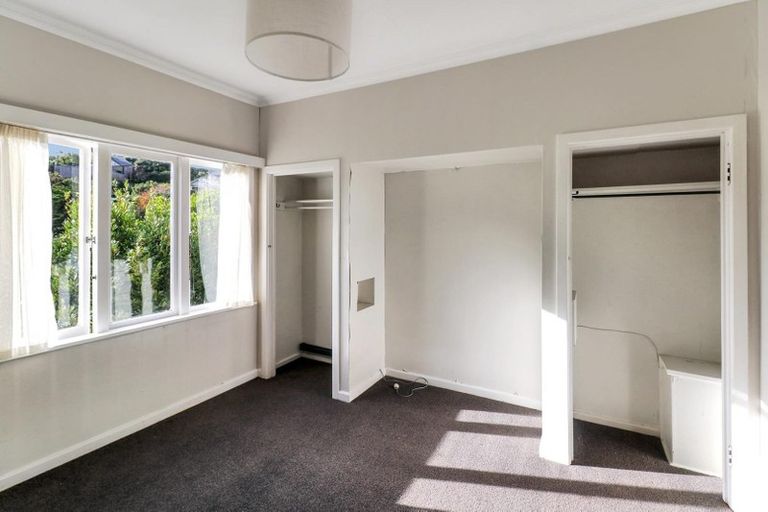 Photo of property in 12 Lytton Street, Wadestown, Wellington, 6012