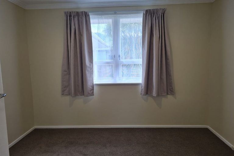 Photo of property in 15 Charles Street, Clouston Park, Upper Hutt, 5018