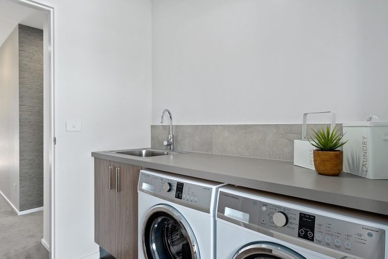 Photo of property in 5 Merivale Avenue, Wanaka, 9305