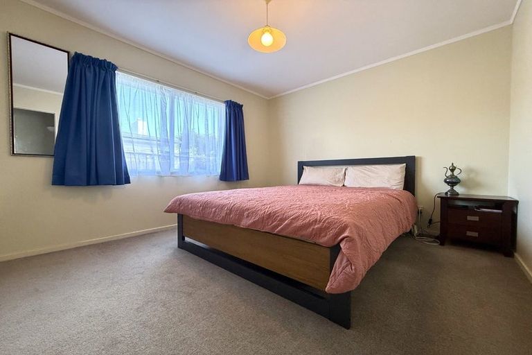 Photo of property in 2 Gordon Street, Avalon, Lower Hutt, 5011
