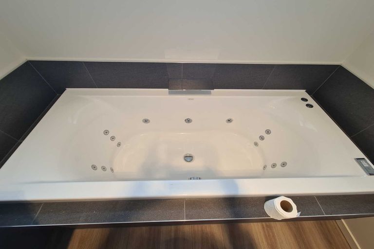 Photo of property in 40 Lansdowne Way, Rolleston, 7615