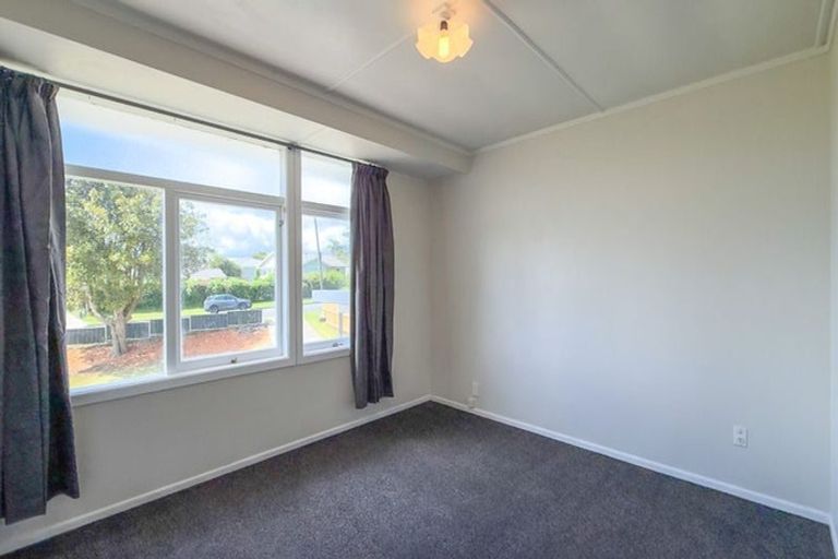 Photo of property in 6 Reid Drive, Putaruru, 3411