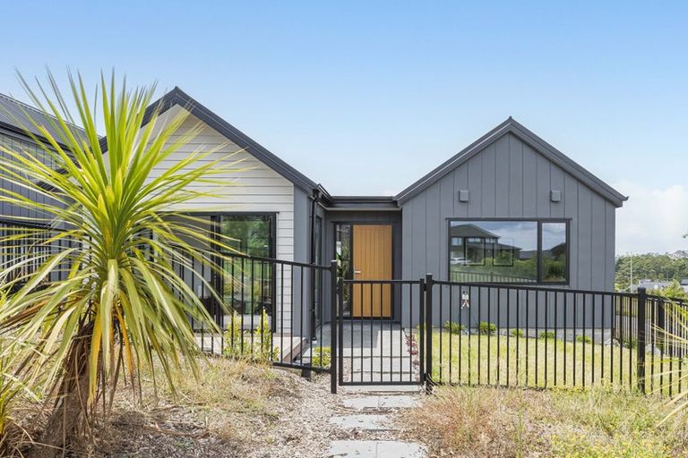 Photo of property in 6 Akau Lane, Wainui, 0992
